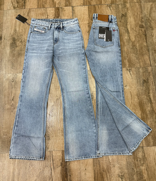 Men's Premium Bootcut Denim Jeans – Light Blue Wash